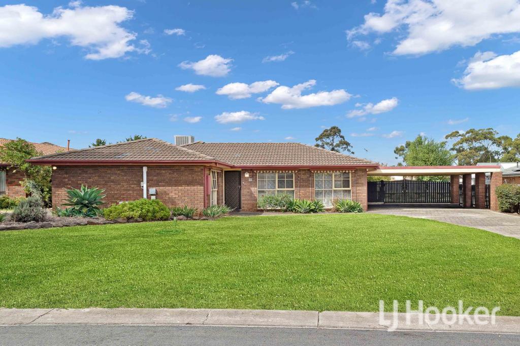 11 Catalina Pl, Melton West, VIC 3337