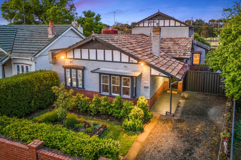 253a Victoria St, Ballarat East, VIC 3350