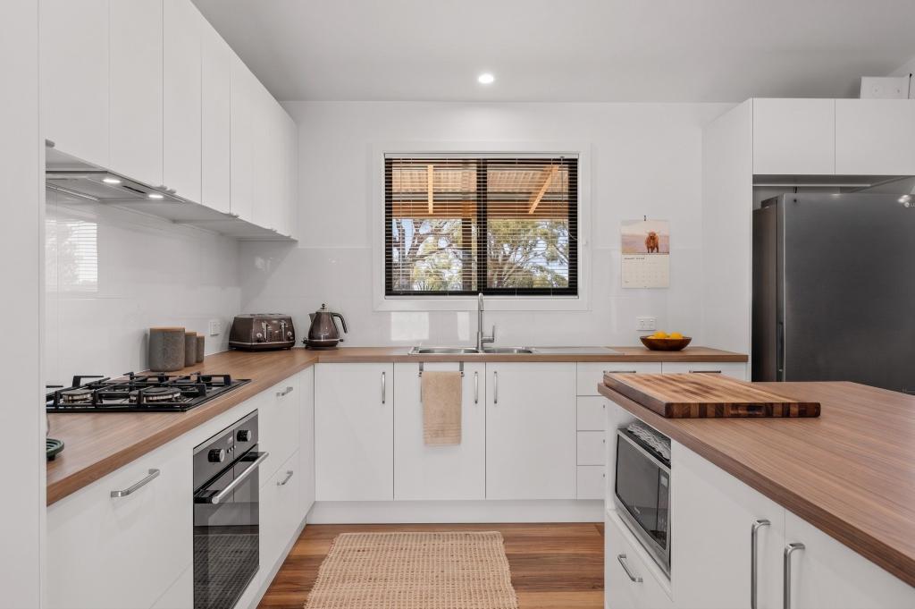320 High St, Violet Town, VIC 3669