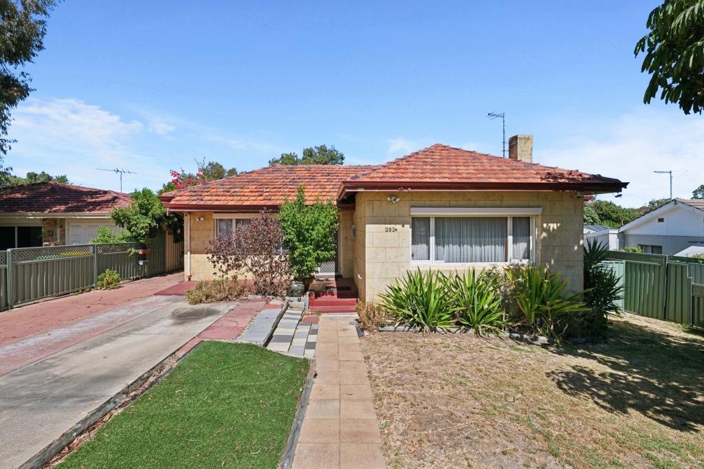 393b South St, Hilton, WA 6163