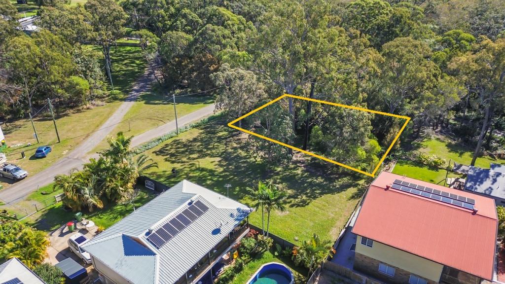 22 Ketch St, Russell Island, QLD 4184