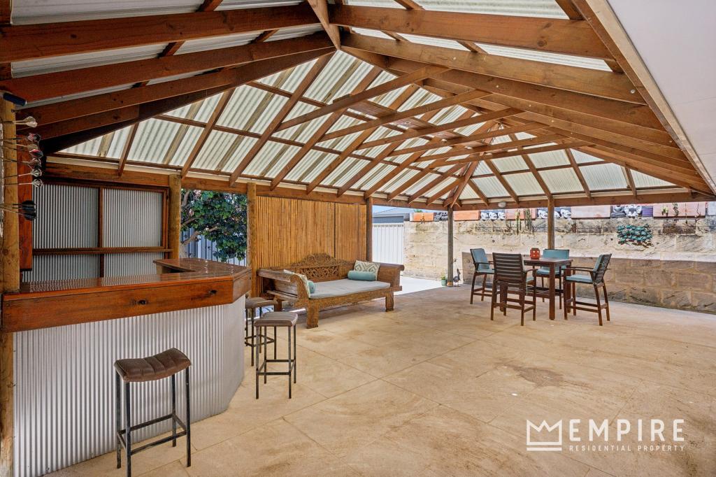 410b Hamilton Rd, Lake Coogee, WA 6166