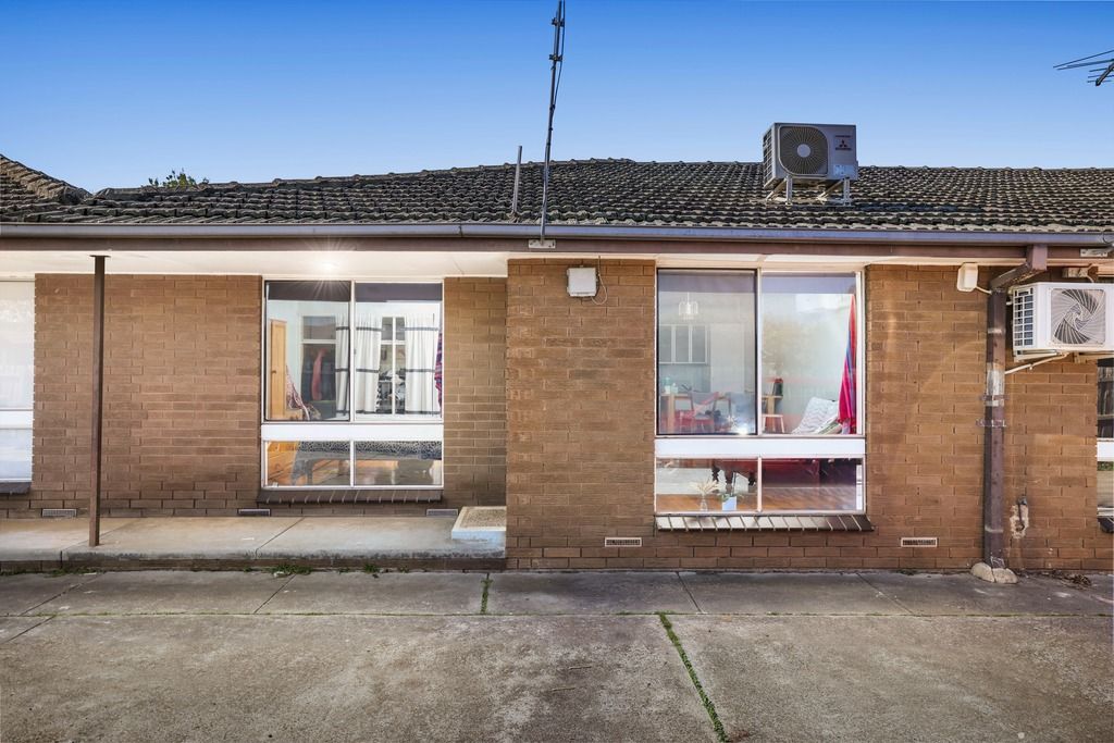 4/12 Manly St, Werribee, VIC 3030