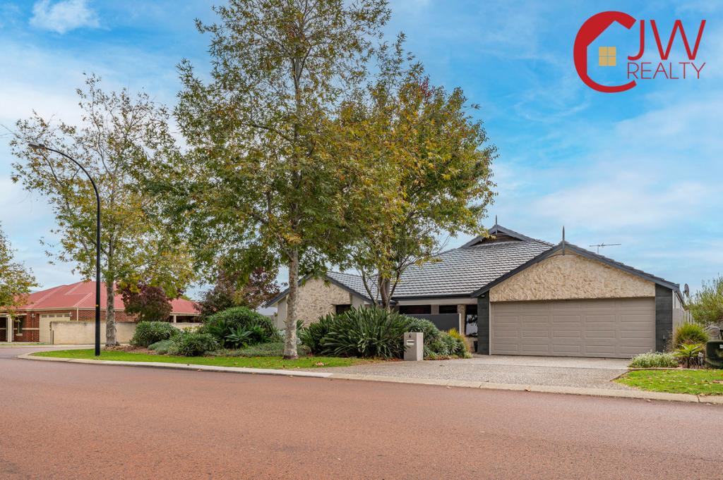 6 Pickmore Crcs, West Busselton, WA 6280