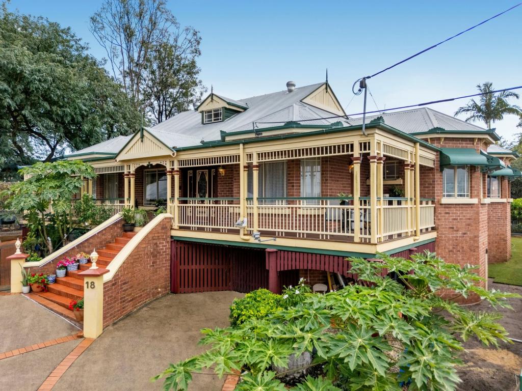 18 Haswell Ct, Raceview, QLD 4305