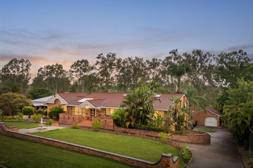114 - 116 Lyndon Way, Karalee, QLD 4306