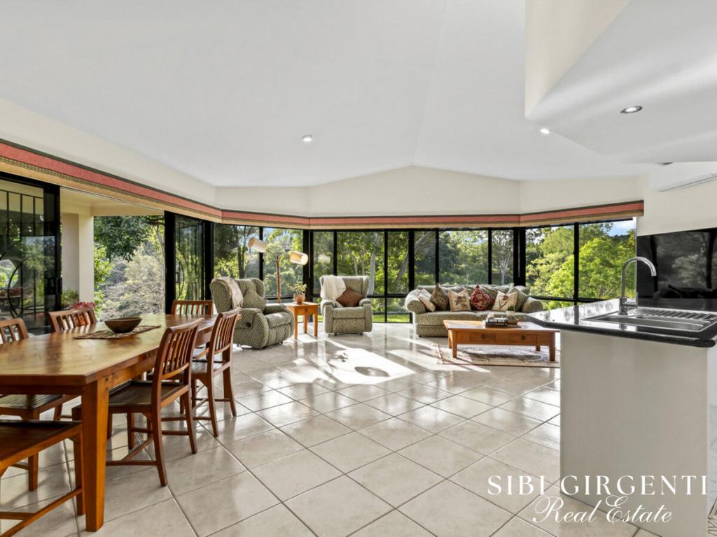 19 Langton Ave, Mareeba, QLD 4880