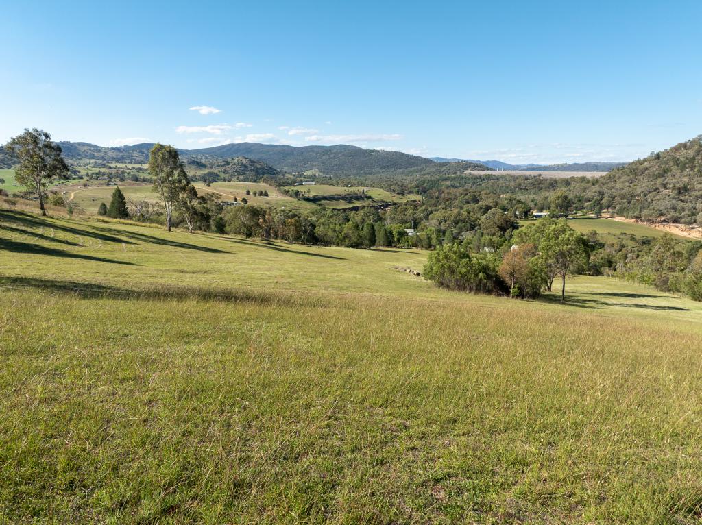 112 Lachlan Waters Rd, Wyangala, NSW 2808