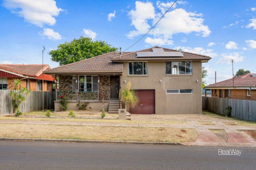 260 Alderley St, Centenary Heights, QLD 4350