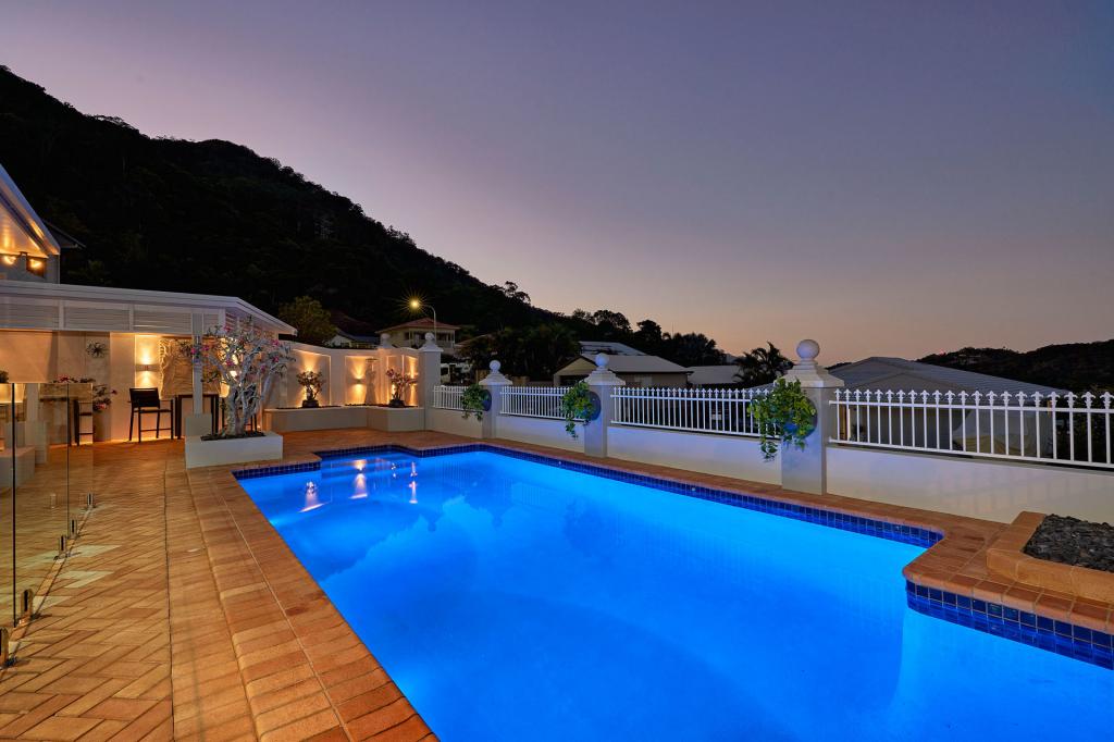 15 Rosemont Ct, Mooroobool, QLD 4870