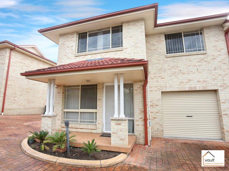 2/92 Kendall Dr, Casula, NSW 2170