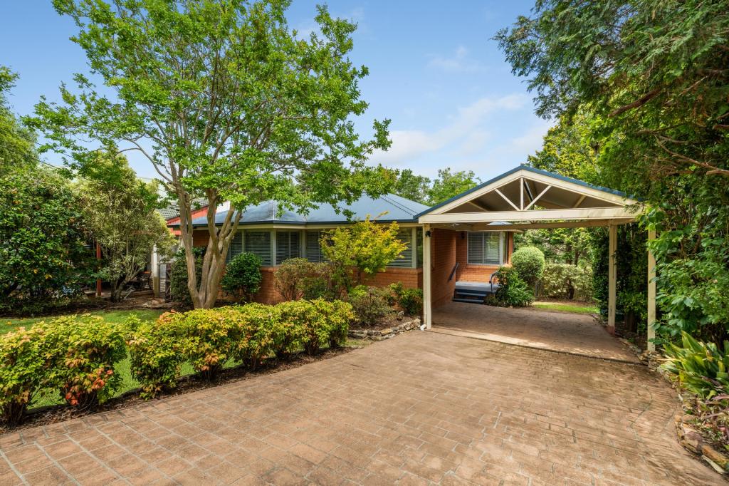 4 Robyn Rd, Winmalee, NSW 2777