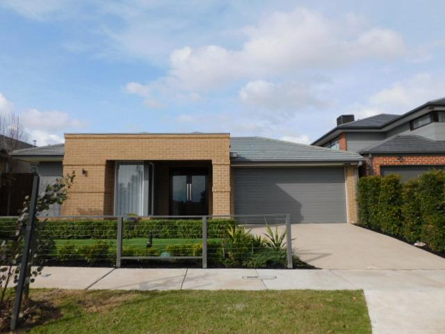 20 Dawnview Cres, Roxburgh Park, VIC 3064