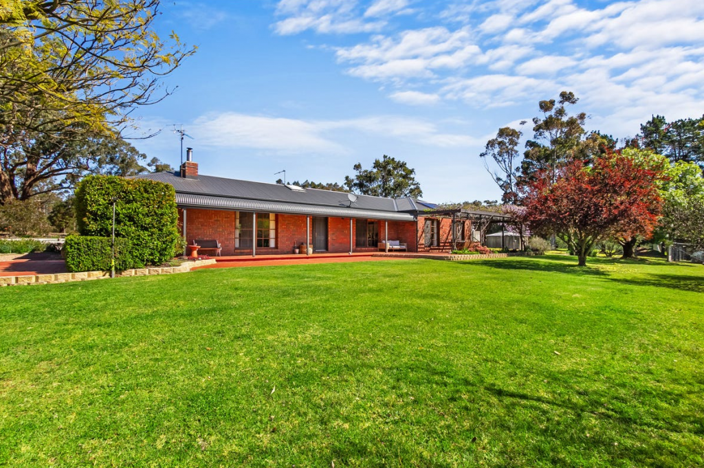 555 Longford - Loch Sport Rd, Longford, VIC 3851