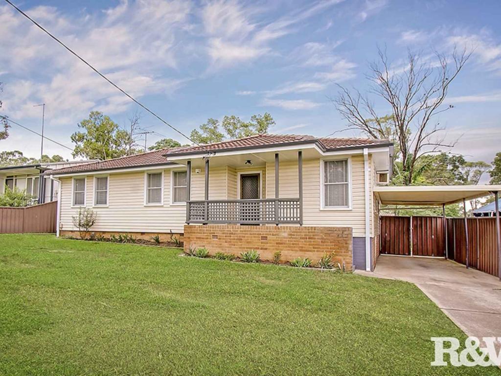 31 Torres Cres, Whalan, NSW 2770