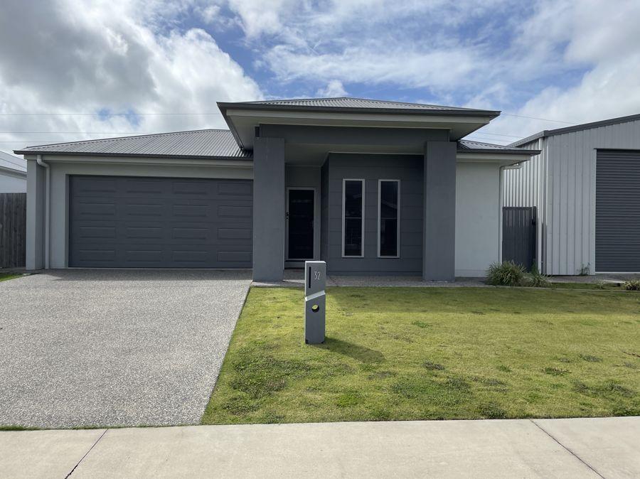 32 Jabiru Cct, Rural View, QLD 4740