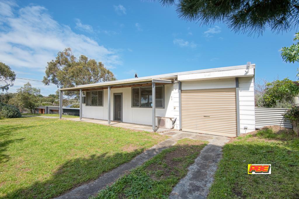 37 Canterbury Rd, Venus Bay, VIC 3956