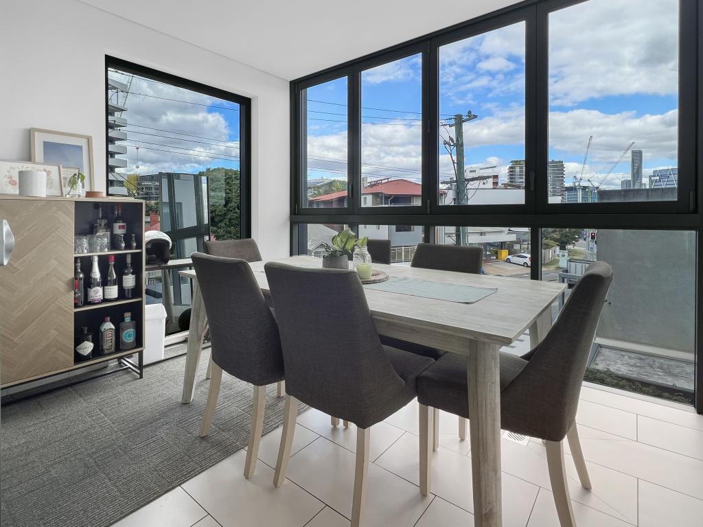 2067/16 Hamilton Pl, Bowen Hills, QLD 4006