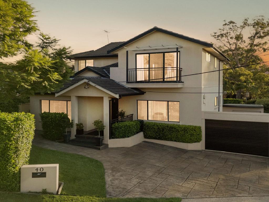 40 Tournay St, Peakhurst, NSW 2210