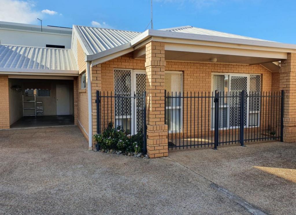 3/117 Prince Edward Pde, Scarborough, QLD 4020