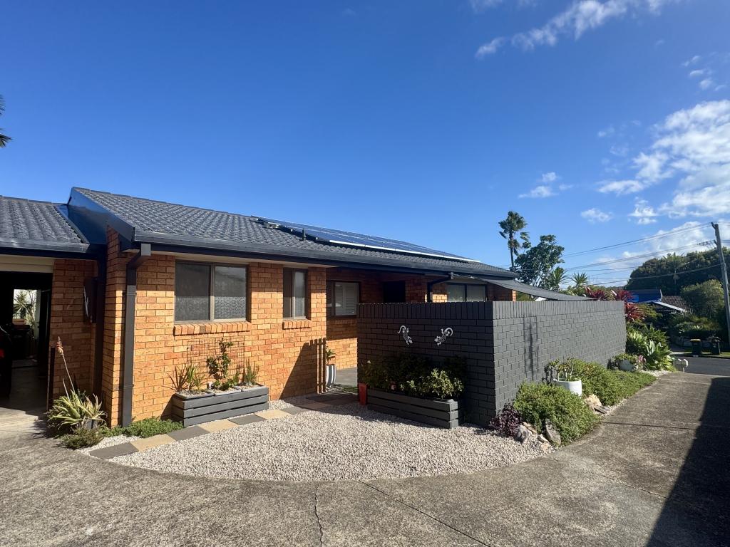1/8 Playford Ave, Boambee East, NSW 2452