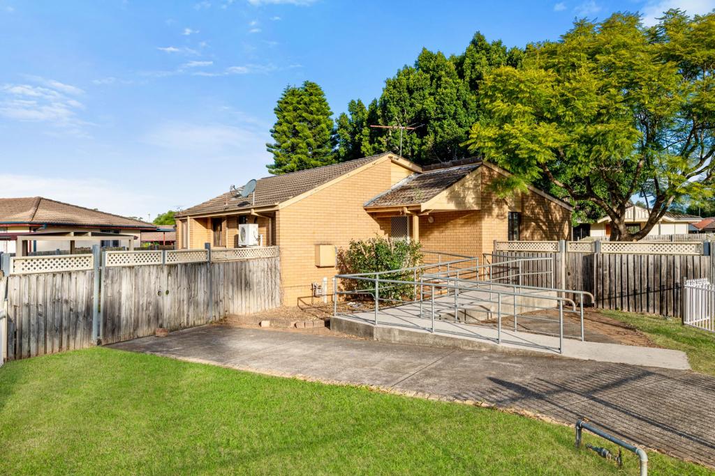 15 Atkinson Pl, Airds, NSW 2560