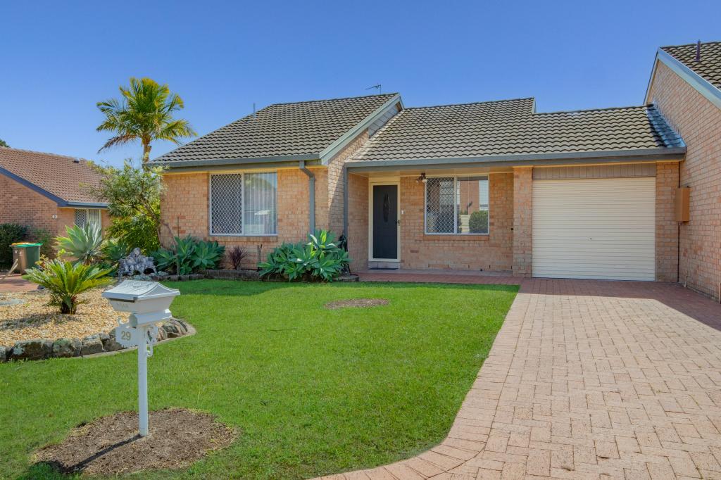 29 Aurora Ct, Warners Bay, NSW 2282