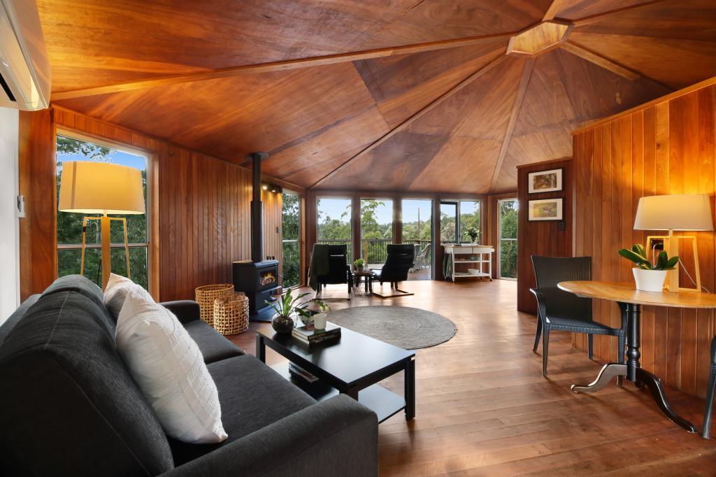 7 Orchis Dr, Tamborine Mountain, QLD 4272