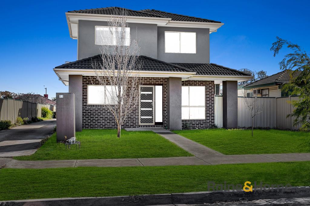 1/11 MEREDITH ST, BROADMEADOWS, VIC 3047
