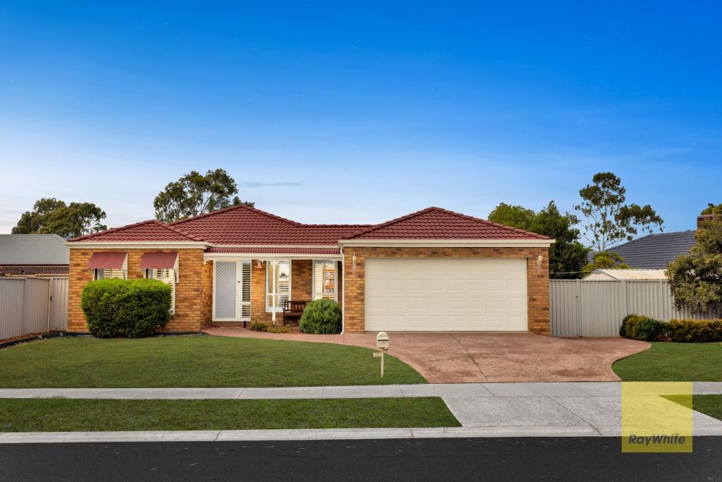 10 ABBINGTON CRES, CAROLINE SPRINGS, VIC 3023