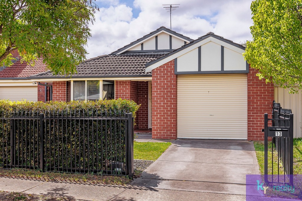 13 Karu Cres, Mitchell Park, SA 5043