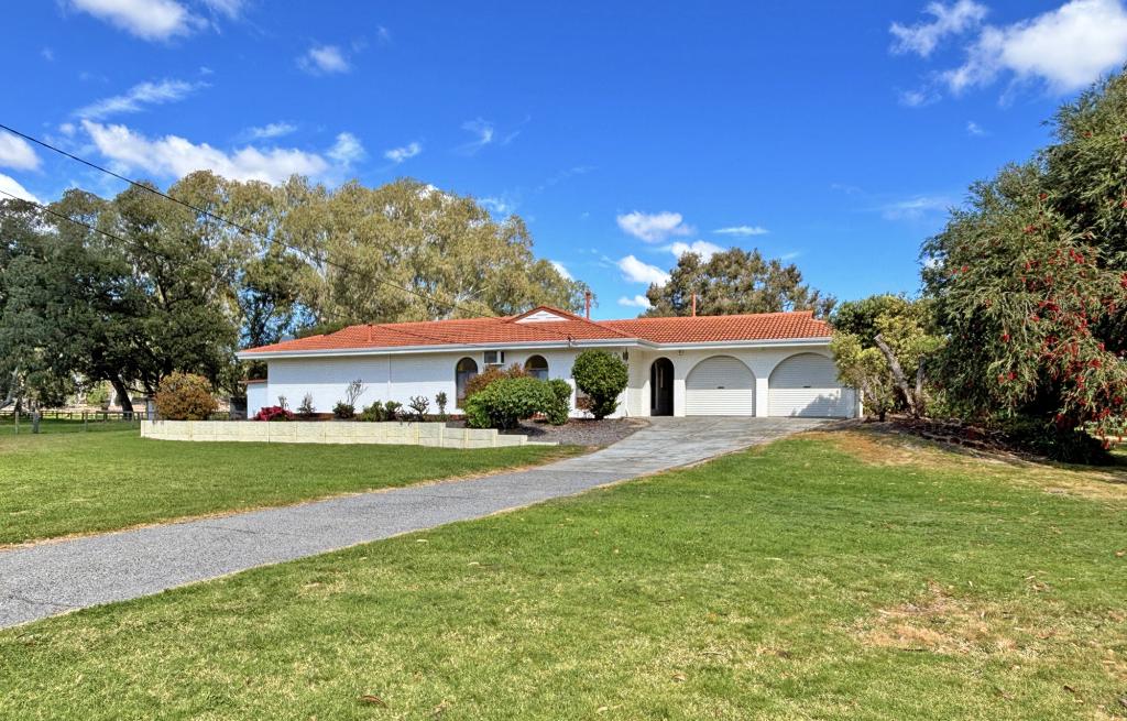 77 Robert St, Henley Brook, WA 6055