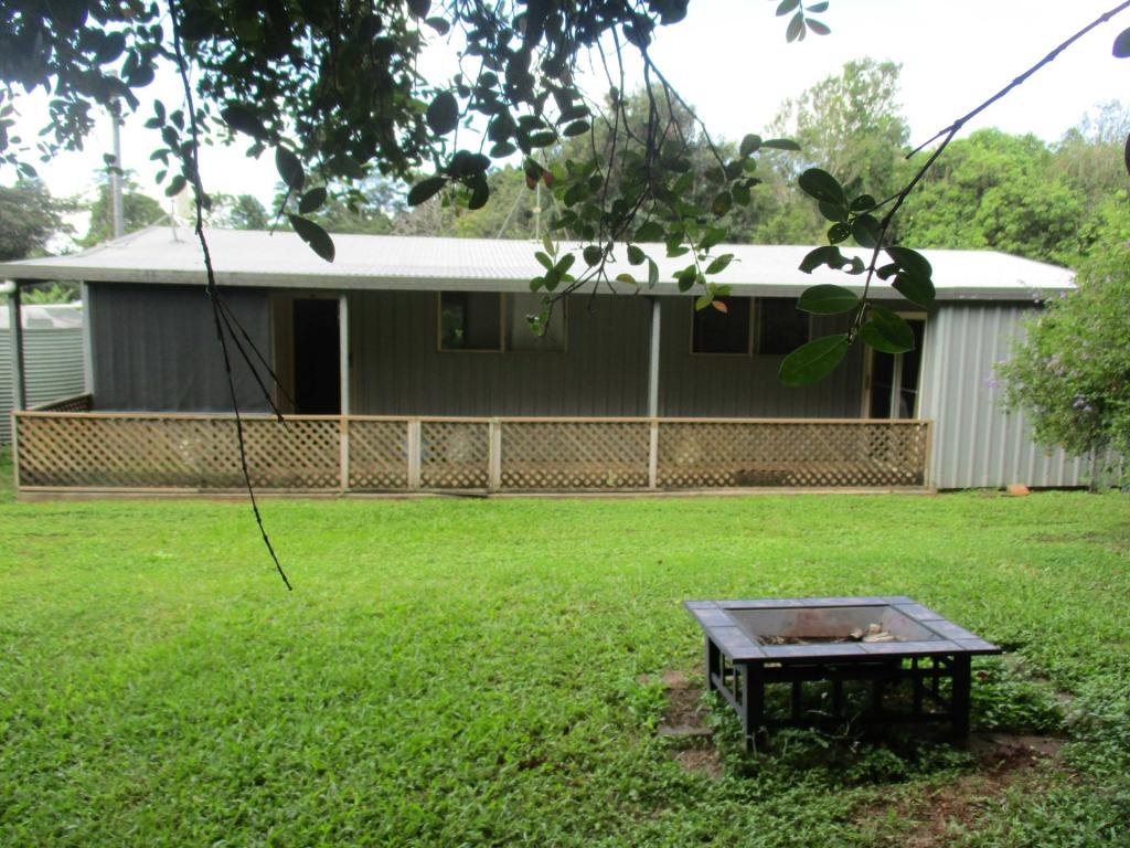 40 Peeters Cl, Kureen, QLD 4885