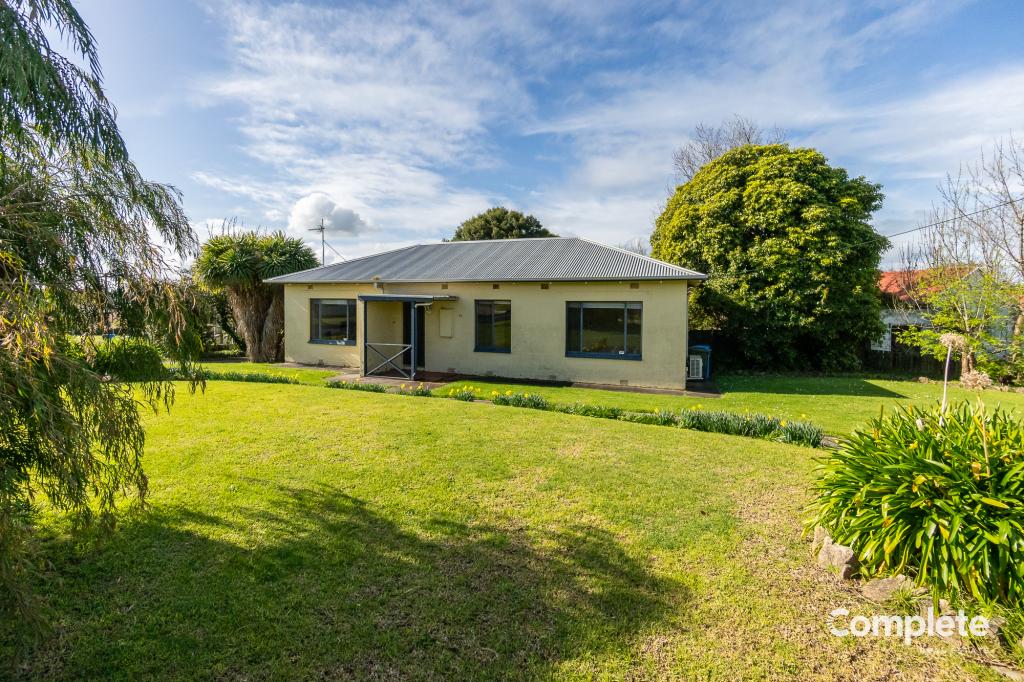 83 Lake Tce E, Mount Gambier, SA 5290