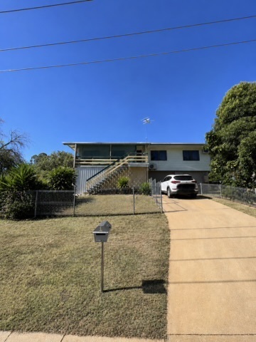 1 CARINA CRES, CLERMONT, QLD 4721