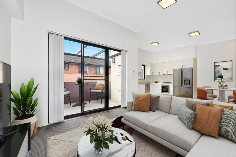 8/11 Pitt St, Parramatta, NSW 2150