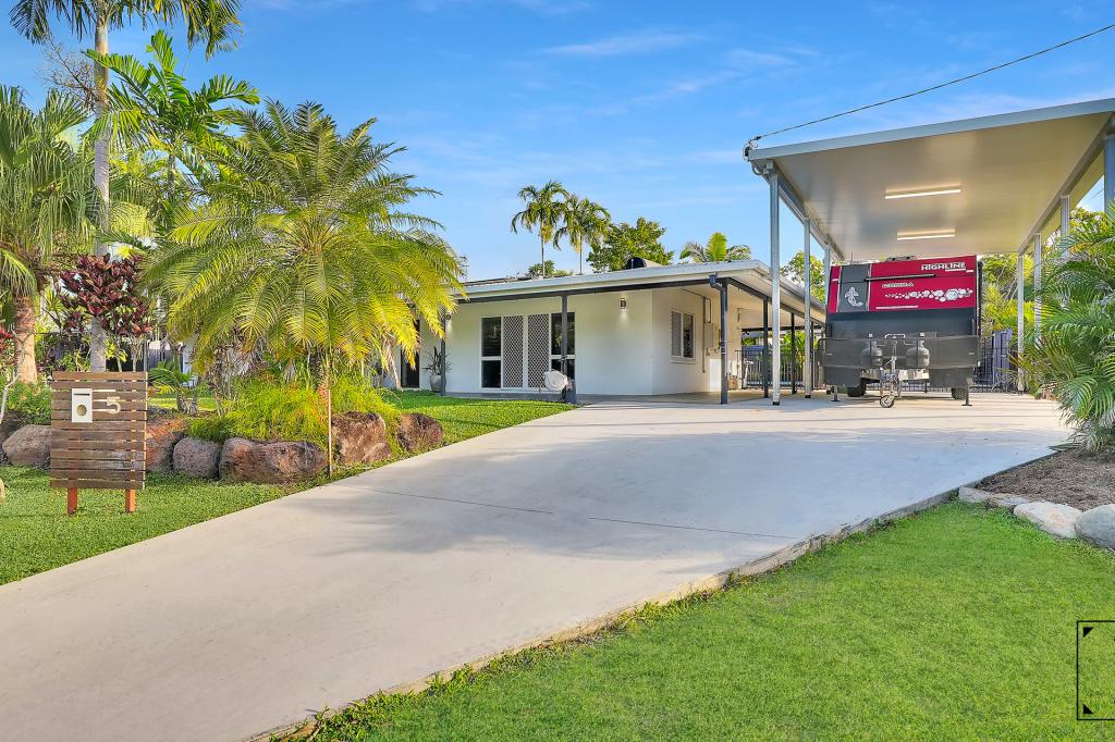 5 Thetford Cl, Clifton Beach, QLD 4879