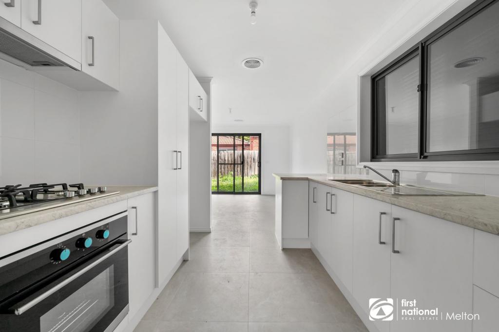 6/17-19 MCKENZIE ST, MELTON, VIC 3337