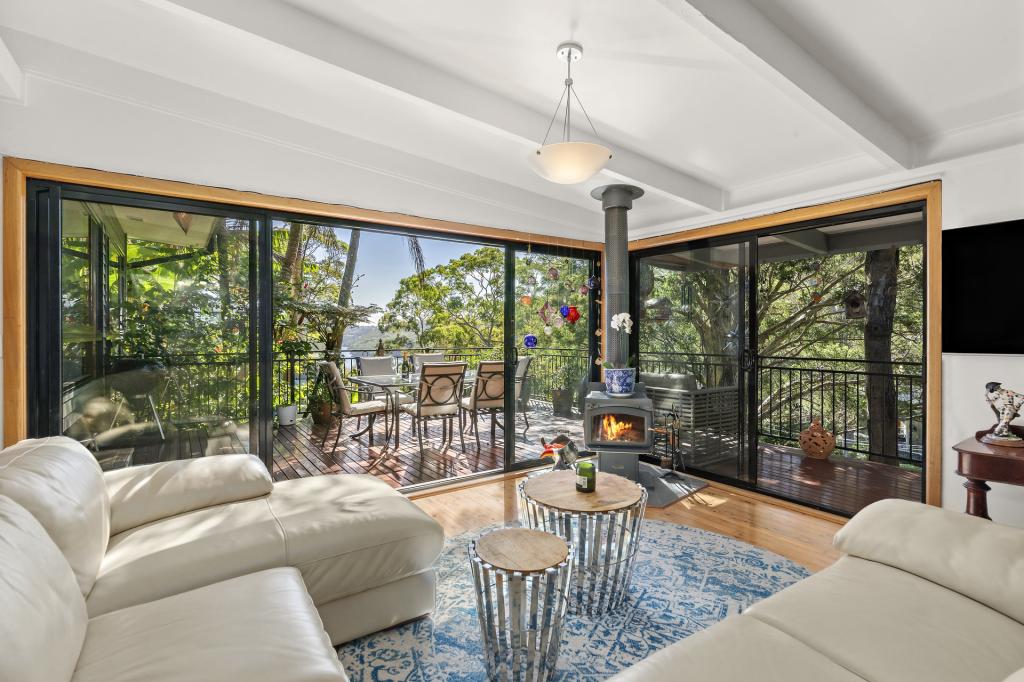 95 CASTLE CCT, SEAFORTH, NSW 2092