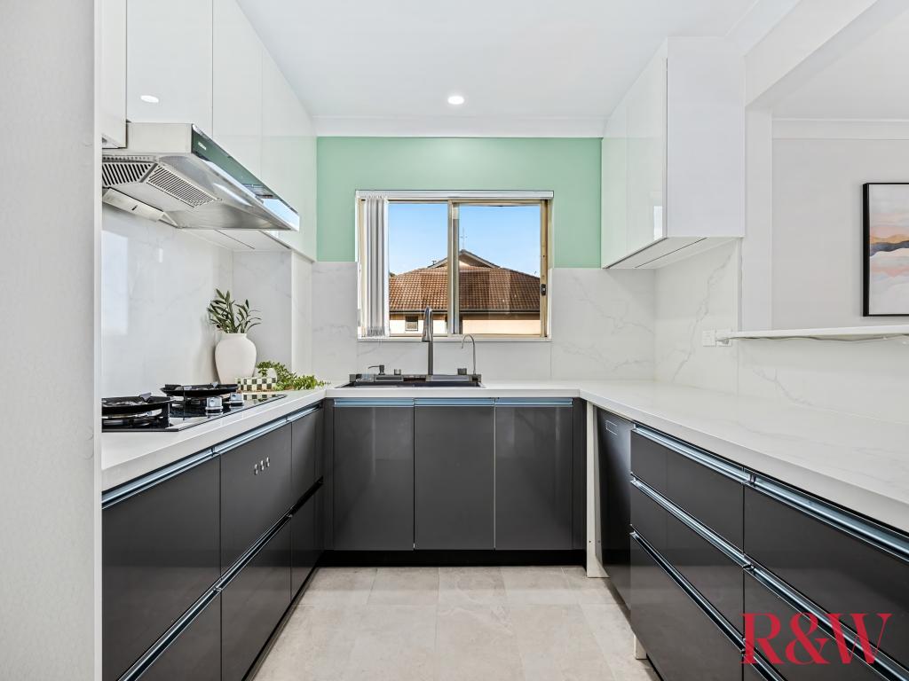 5/1 Bradley Pl, Liberty Grove, NSW 2138