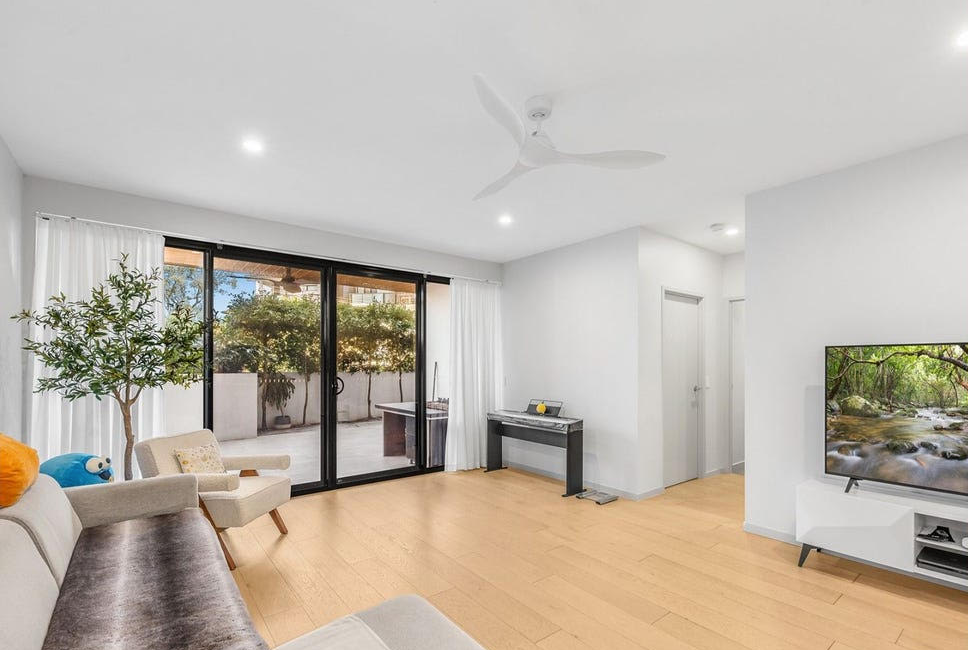 1/11 Priory St, Indooroopilly, QLD 4068