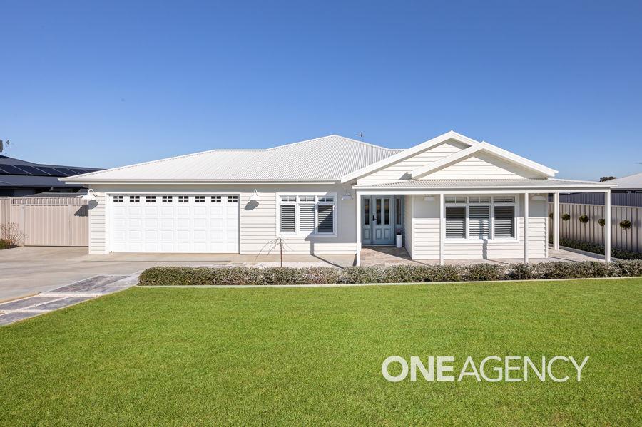 25 Turramia Cres, Gobbagombalin, NSW 2650