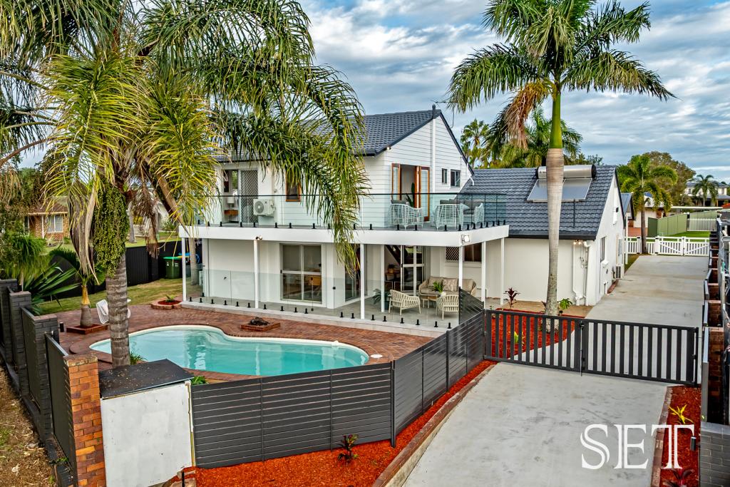 1 Courageous Ct, Newport, QLD 4020