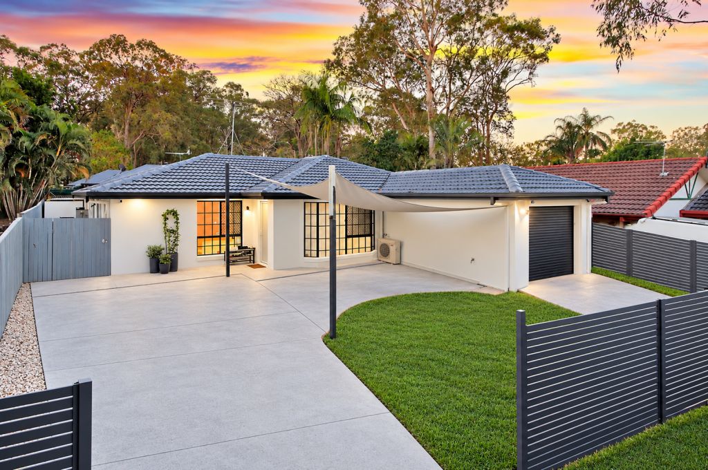 8 Collina Cres, Forest Lake, QLD 4078