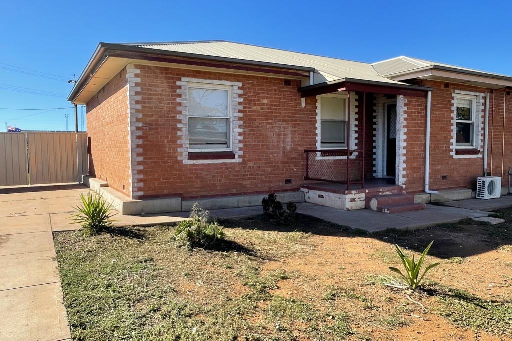 2 Brook St, Whyalla Stuart, SA 5608