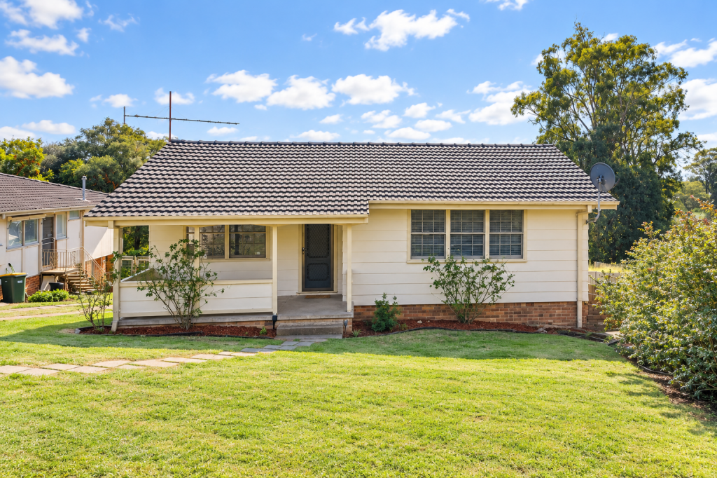 8 Tarakan Ave, Muswellbrook, NSW 2333