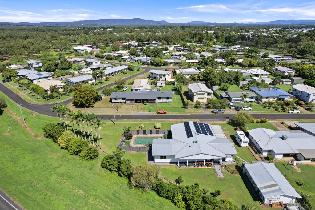 11 Smallwood St, Mareeba, QLD 4880