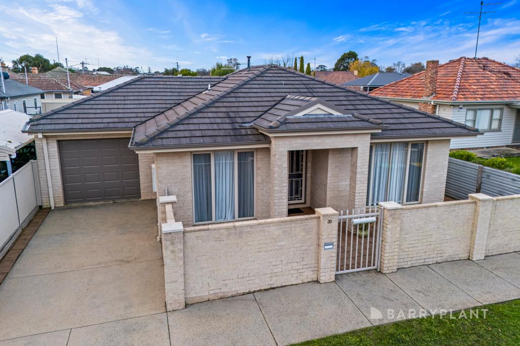 30 Lawrence St, Alfredton, VIC 3350