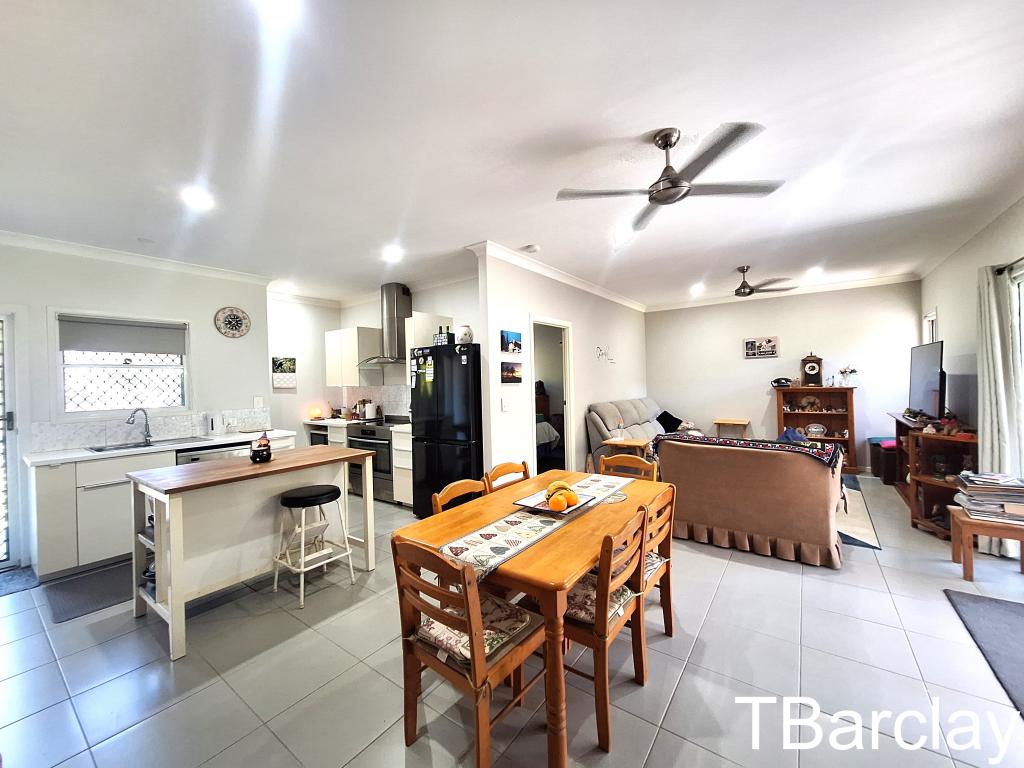 10 Natone Tce, Macleay Island, QLD 4184