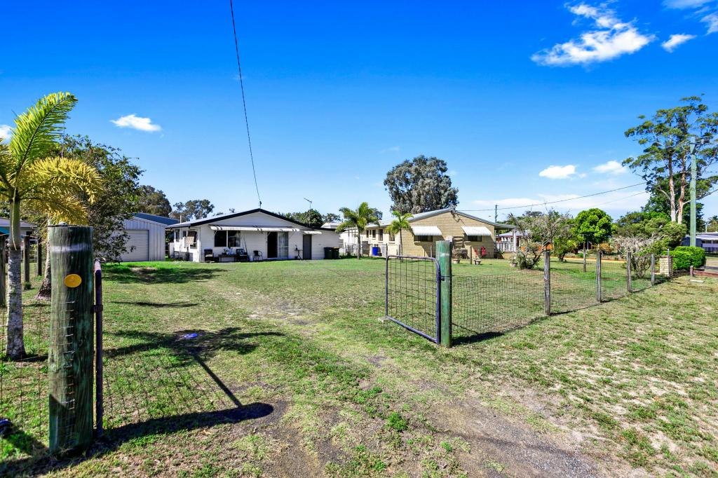 4 Hoffman St, Burrum Heads, QLD 4659